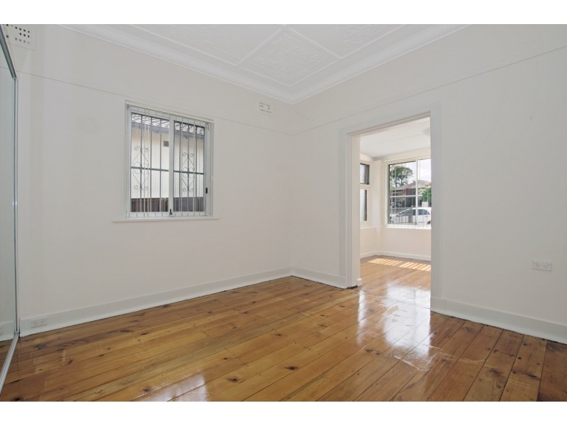 81 Broadway, Punchbowl NSW 2196