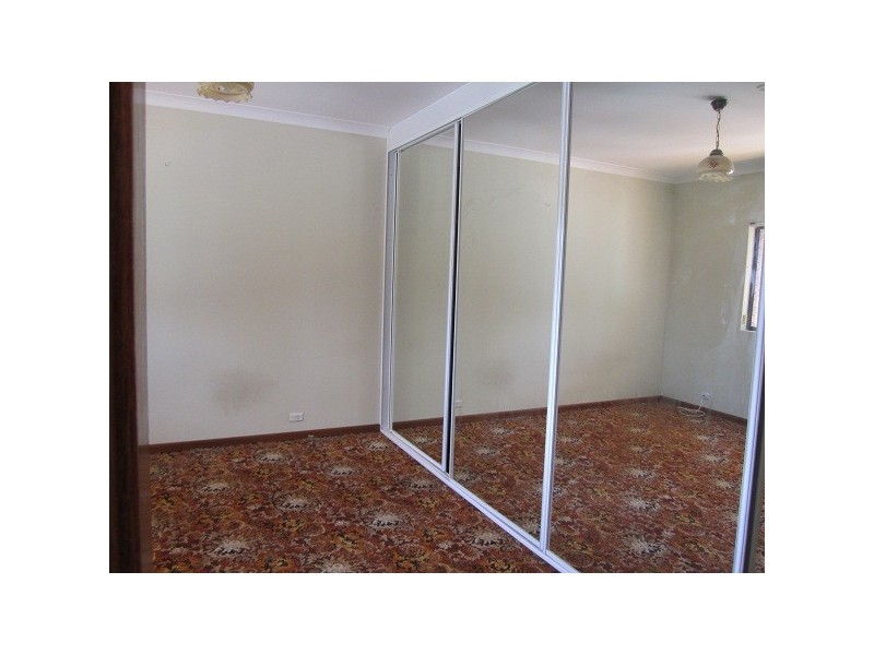 16 Hunter St, Condell Park NSW 2200