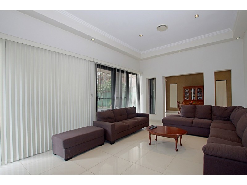 46 Warwick St, Punchbowl NSW 2460