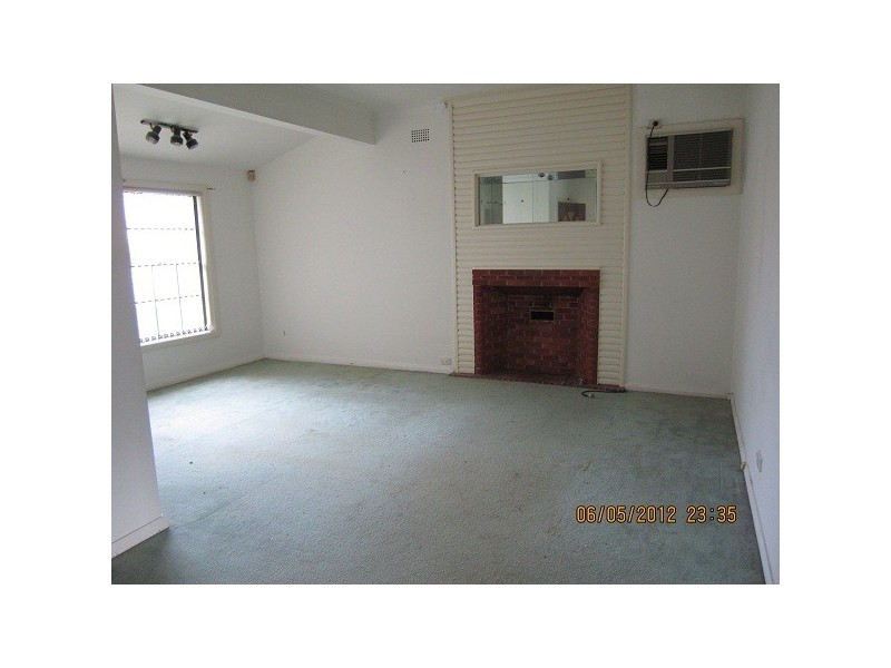 60  Wilbur St, Greenacre NSW 2190