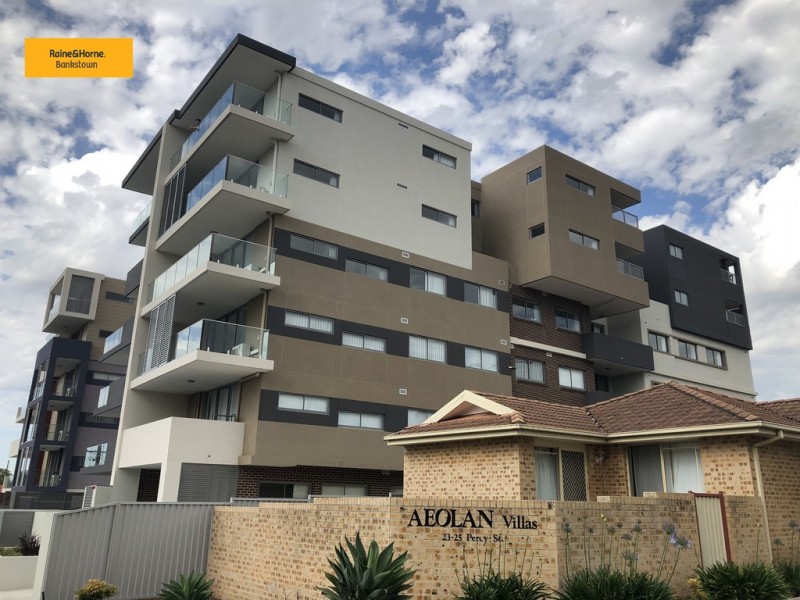B203/27. Percy St, Bankstown NSW 2200