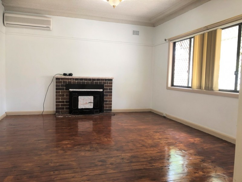 1 RAWSON ROAD, Greenacre NSW 2190