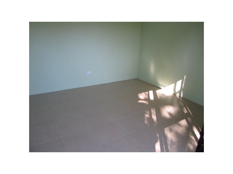 4 dennis st, Lakemba NSW 2195