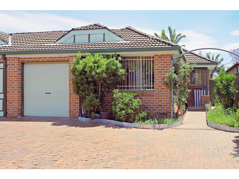 1/32A William, Condell Park NSW 2200