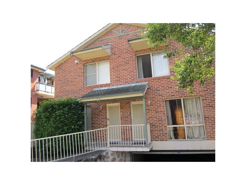 3 / 29 Myrtle Rd, Bankstown NSW 2200