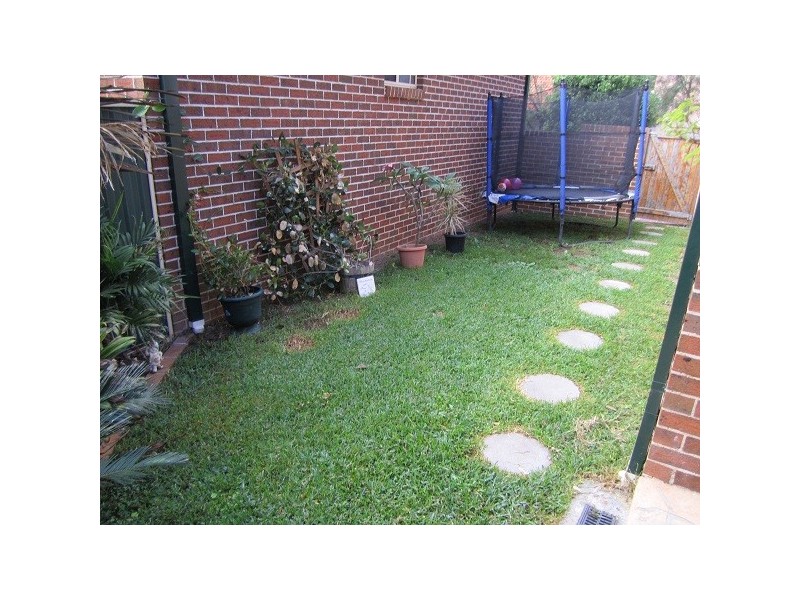 2 /173 William St, Bankstown NSW 2200