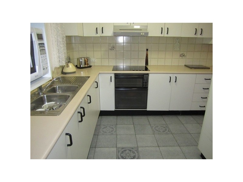 2/37 Myrtle Rd, Bankstown NSW 2200