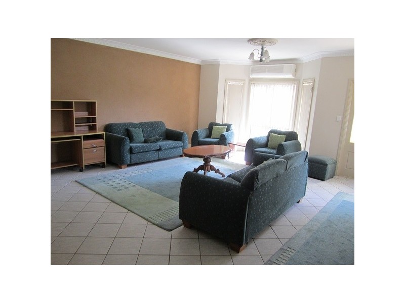 2/54  Boronia Rd, Greenacre NSW 2190