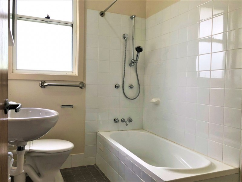 5 GOULD STREET, Bankstown NSW 2200