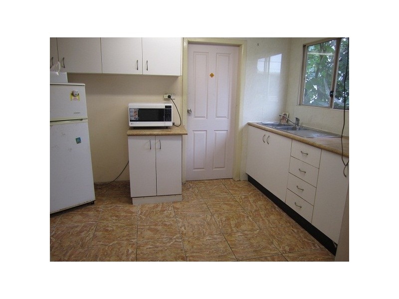 28  russell street, Greenacre NSW 2190