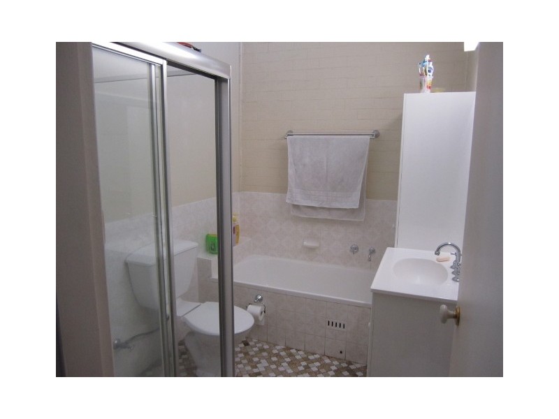 8/22 James street, Punchbowl NSW 2196