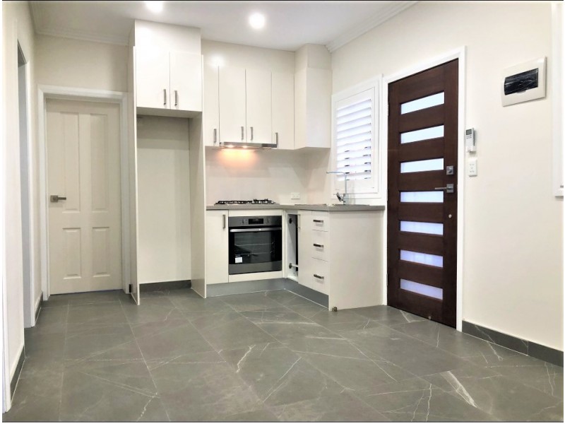 1 Rebecca rd, Greenacre NSW 2190