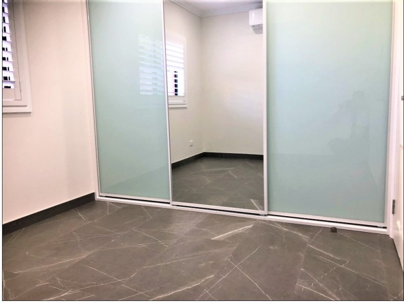 1 Rebecca rd, Greenacre NSW 2190