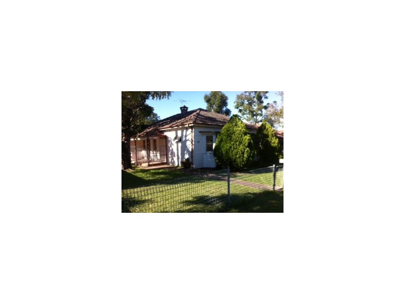 32 Leonard street, Bankstown NSW 2200