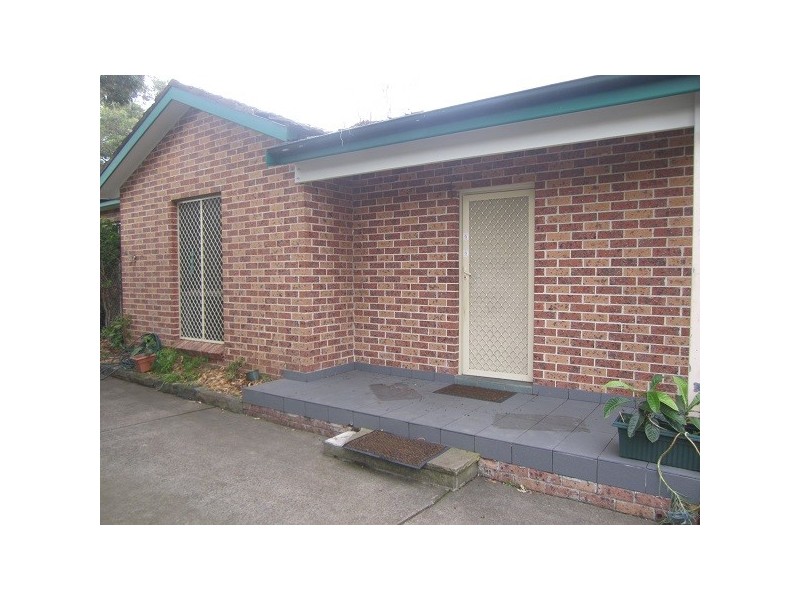 1/131 Boronia Road, Greenacre NSW 2190