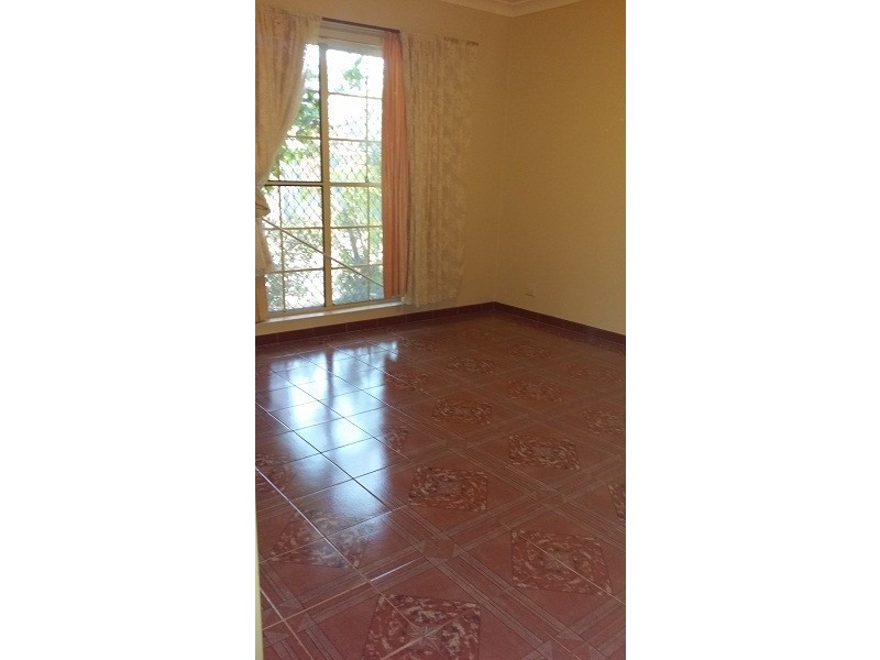 1/131 Boronia Road, Greenacre NSW 2190