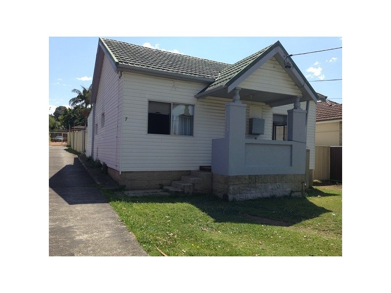 7 Viola street, Punchbowl NSW 2196