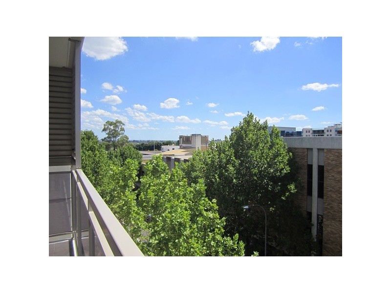 12/17 Kitchener Parade, Bankstown NSW 2200