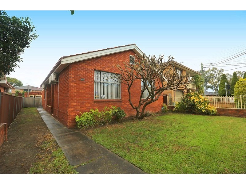 122 Restwell St, Bankstown NSW 2200