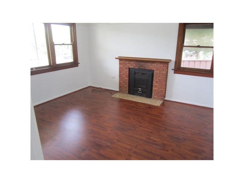 25 Davidson Road, Guildford NSW 2161