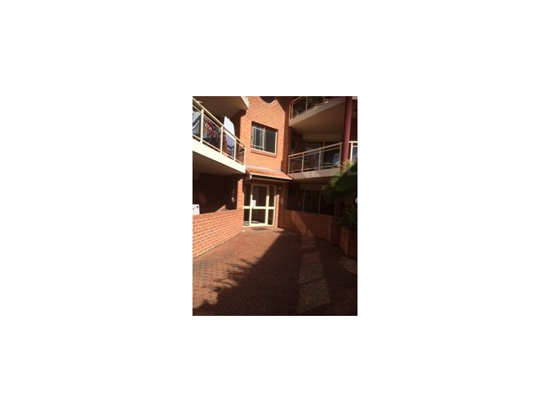 4/18-20 Weigand Avenue, Bankstown NSW 2200