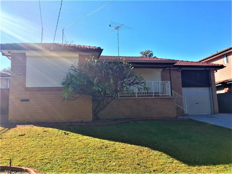 15 Whitemore Ave, Georges Hall NSW 2198