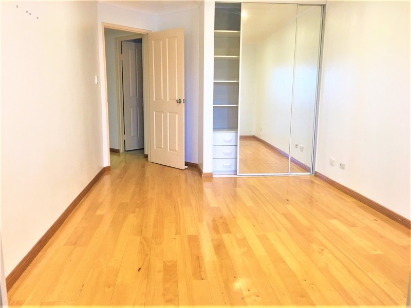 9/2b Myrtle Rd, Bankstown NSW 2200