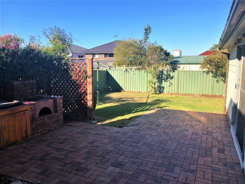 26 hebe st, Greenacre NSW 2190