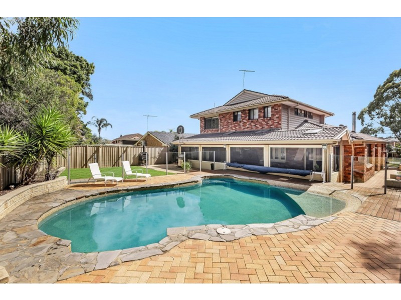 2 COACHWOOD CRESCENT, Alfords Point NSW 2234