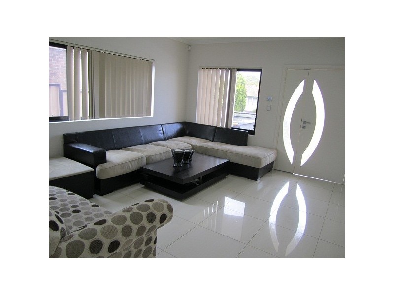 1A Rebecca Rd, Greenacre NSW 2190