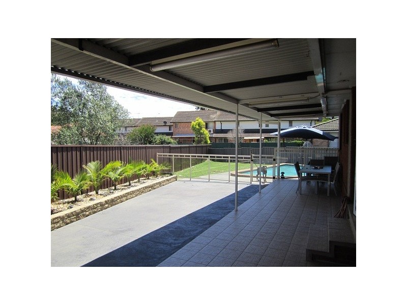 3  Willow Pl, Bass Hill NSW 2197