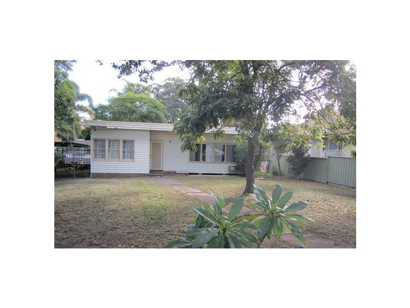 248 Henry Lawson Dr, Georges Hall NSW 2198