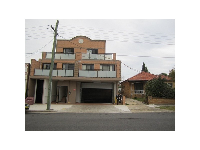 3 /159 Wellington St, Sefton NSW 2162