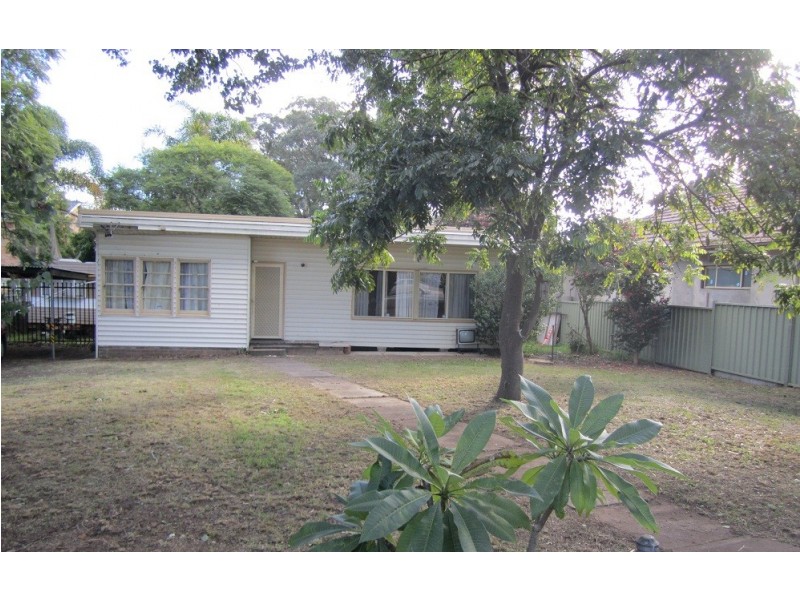 248 Henry Lawson Drive, Georges Hall NSW 2198