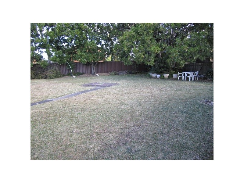 5 Action St, Greenacre NSW 2190