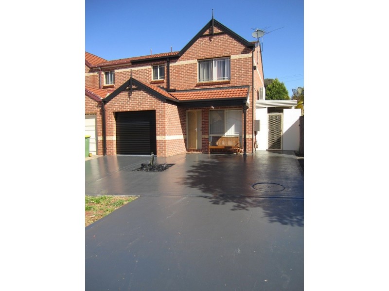 1 Sugarwood Grove, Greenacre NSW 2190