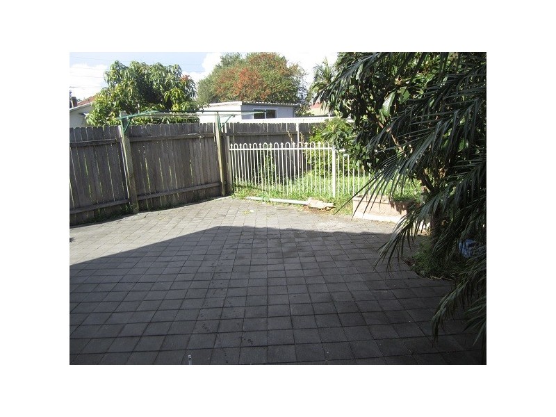 15B Royal Ave, Birrong NSW 2143