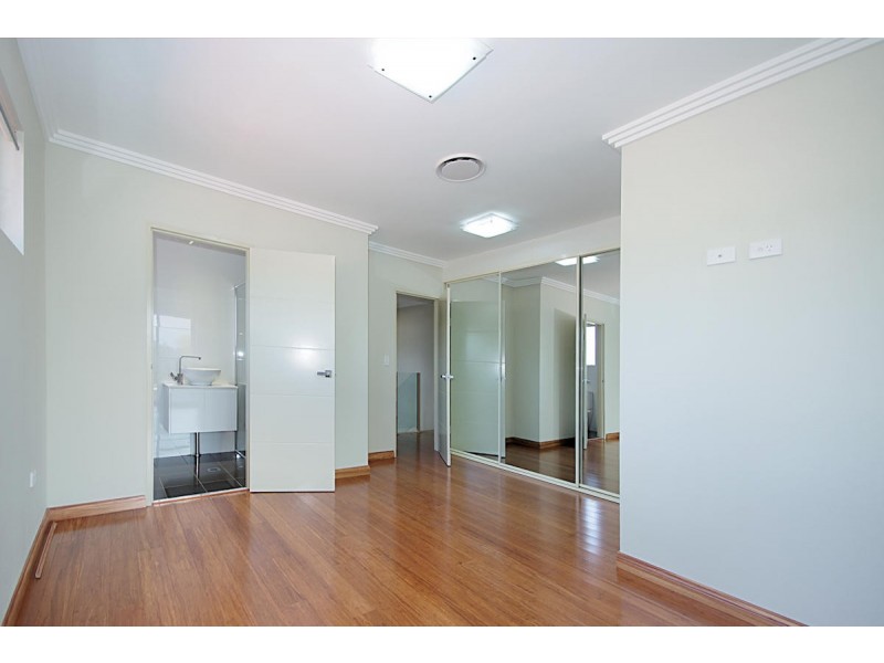 47 Thomas Street, Picnic Point NSW 2213