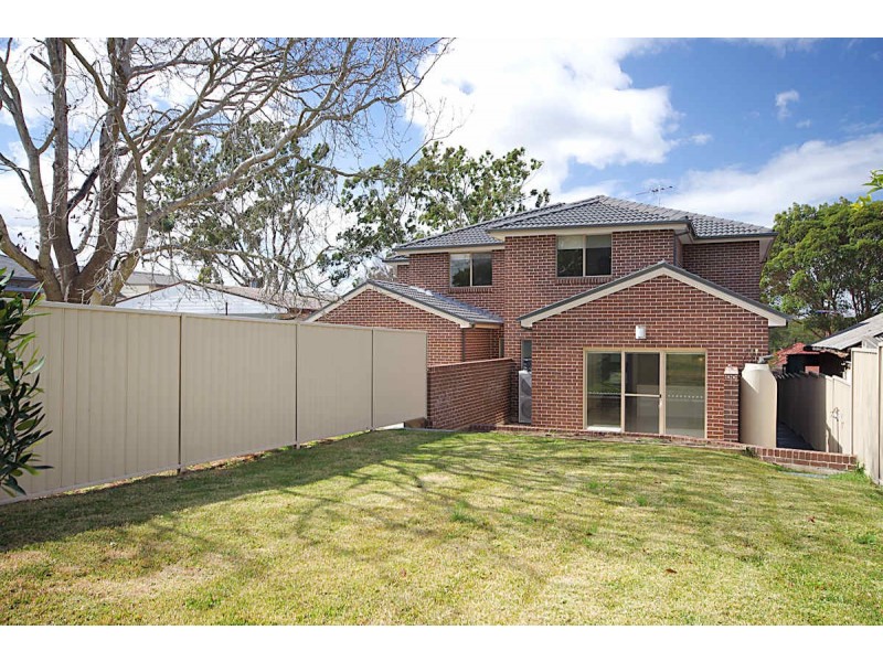 47 Thomas Street, Picnic Point NSW 2213