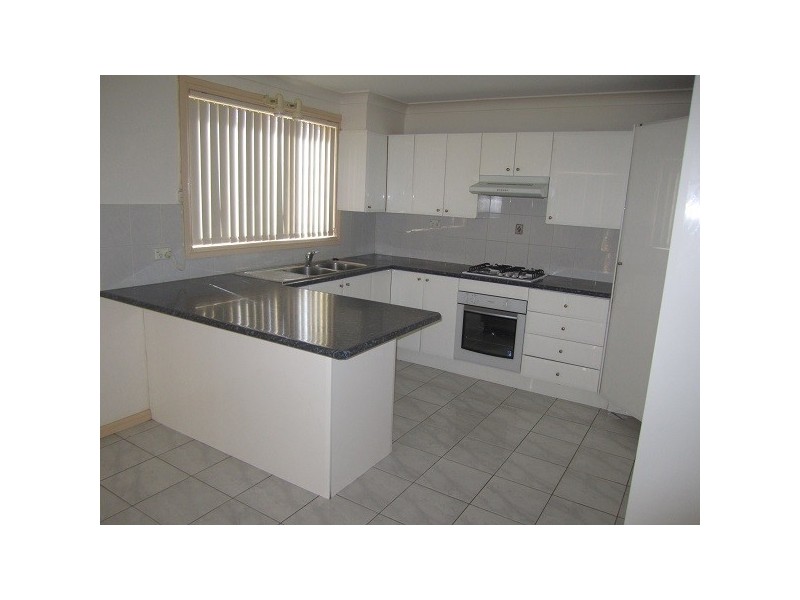 2/13 Urunga Parade, Wiley Park NSW 2195