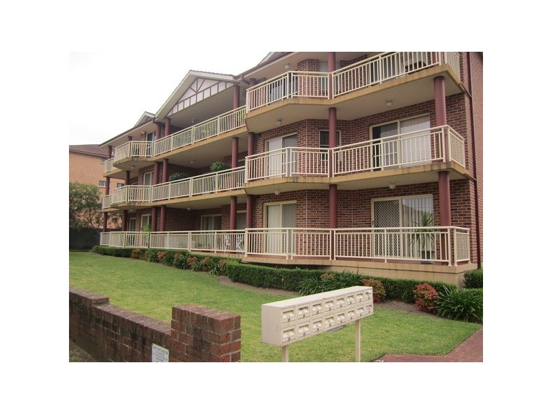 3/3-5 Shenton Avenue, Bankstown NSW 2200