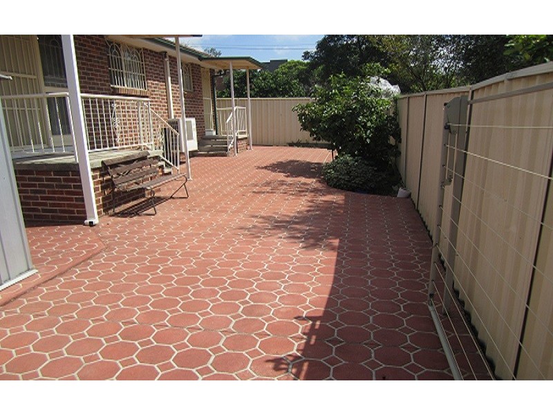 2/17 Claribel Street, Bankstown NSW 2200