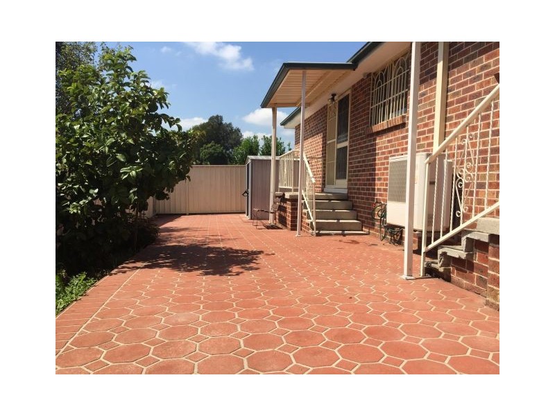 2/17 Claribel Street, Bankstown NSW 2200