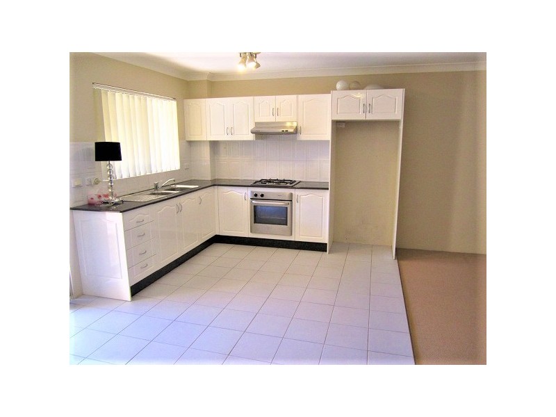 15 / 105 Meredith St, Bankstown NSW 2200