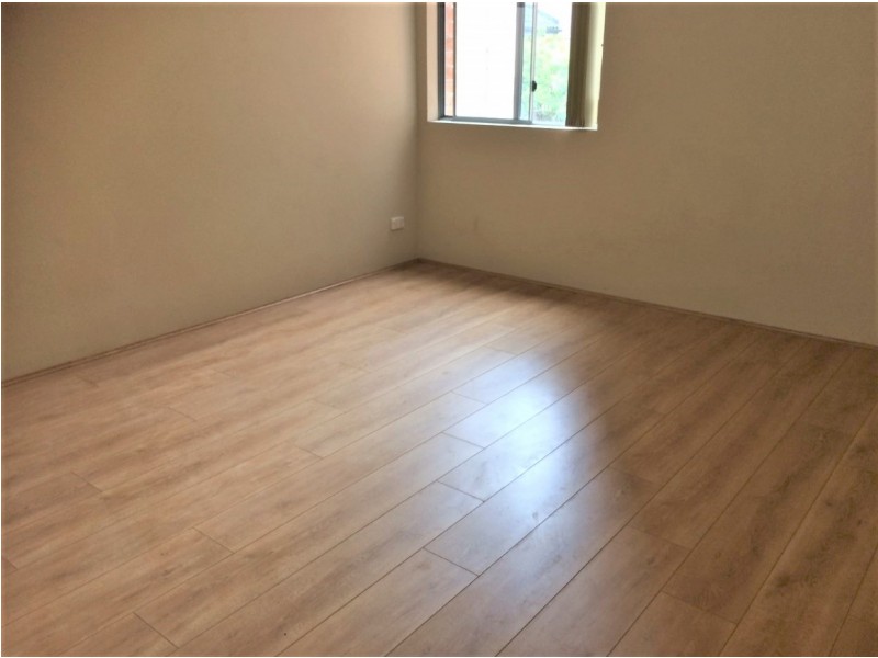 15 / 105 Meredith St, Bankstown NSW 2200