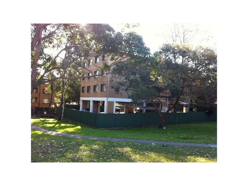 19 / 22 – 24 Sir Joseph Banks St, Bankstown NSW 2200