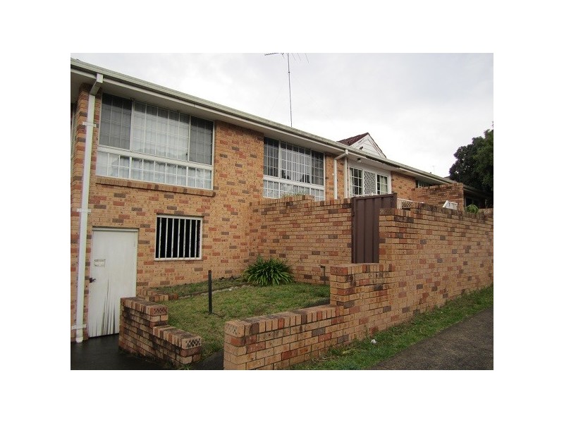 2/37 Myrtle Rd, Bankstown NSW 2200