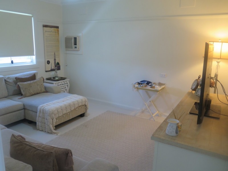 99 Simmat Ave, Condell Park NSW 2200