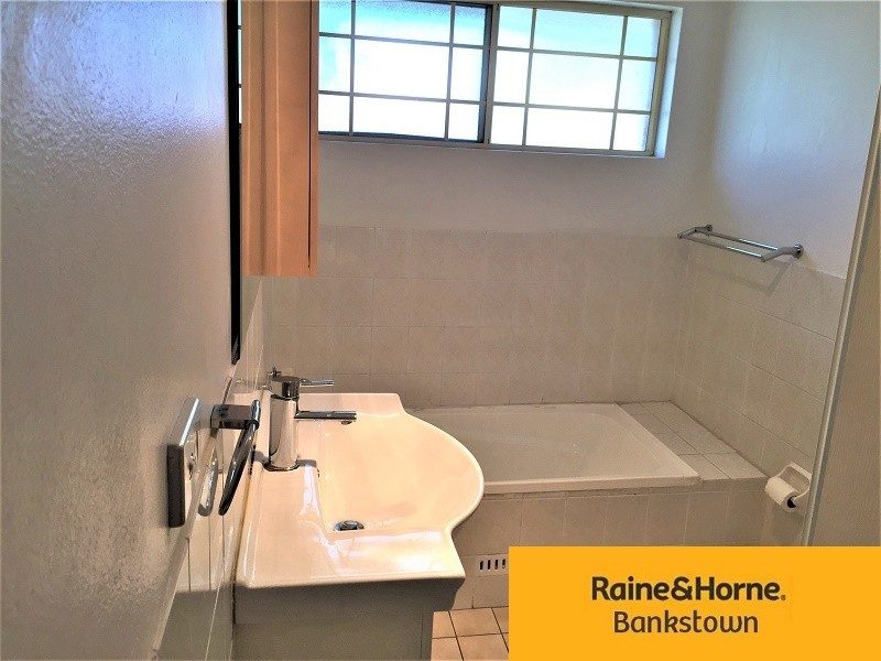 17/ 18-20 Weigand Ave, Bankstown NSW 2200