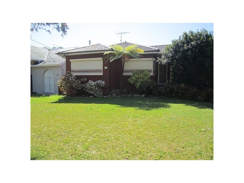 13 Denman Road, Georges Hall NSW 2198